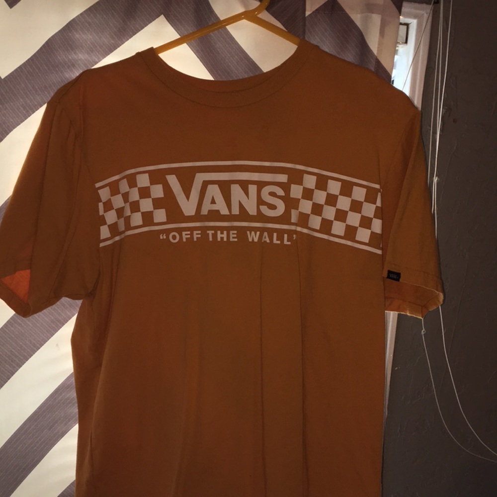 Really cute vans shirt